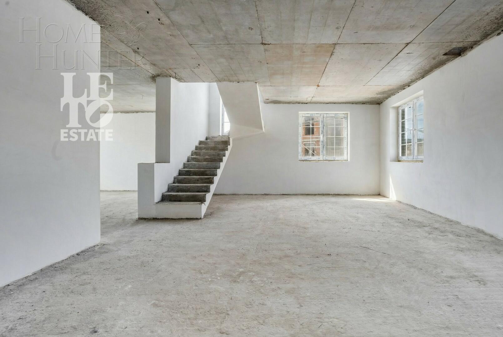 2-этажный коттедж 241.3 м² без отделки