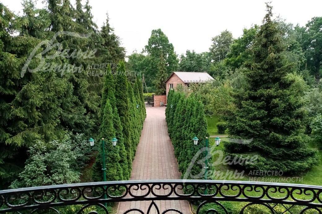 3-этажный коттедж 680 м² с отделкой