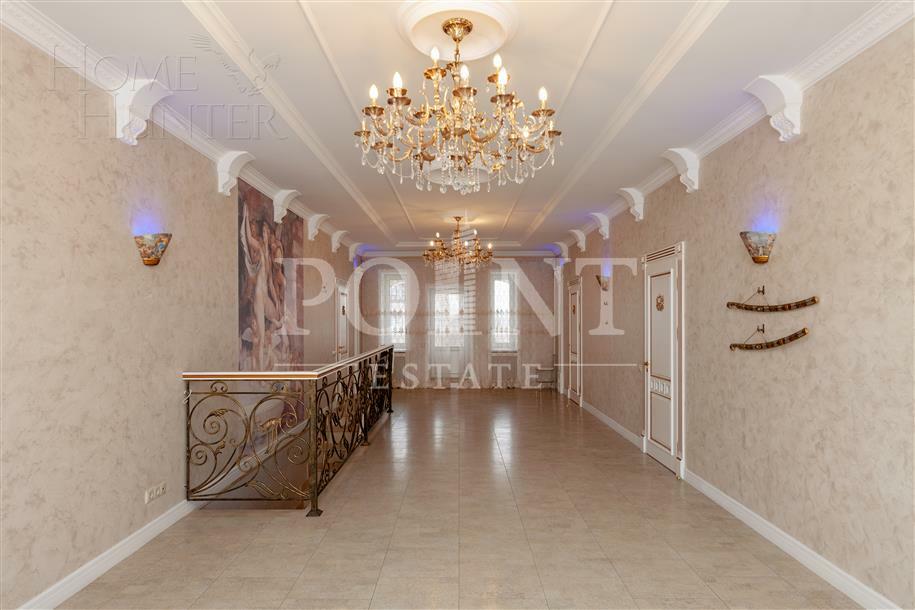 2-этажный коттедж 400 м² с отделкой