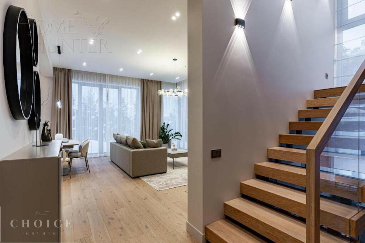 2-этажный коттедж 370 м² с отделкой