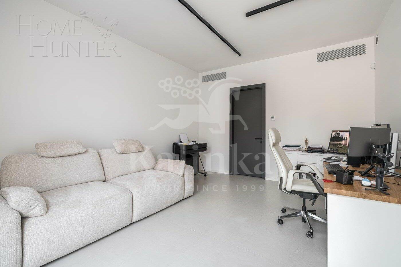 1-этажный коттедж 302 м² с отделкой