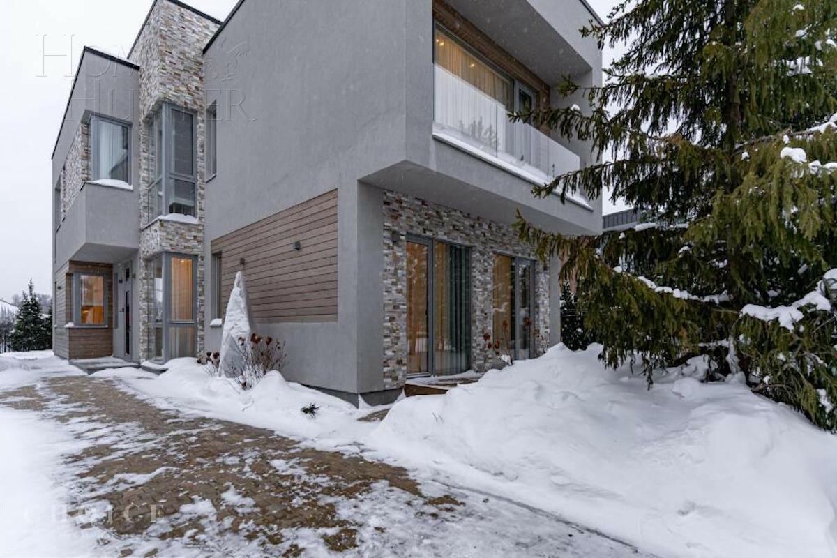 2-этажный коттедж 370 м² с отделкой