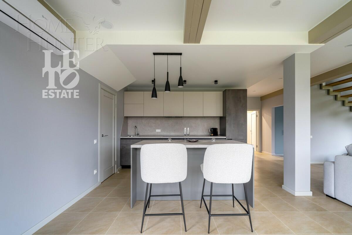 2-этажный коттедж 200 м² с отделкой