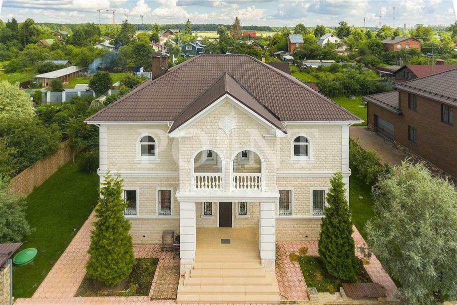 2-этажный коттедж 400 м² с отделкой