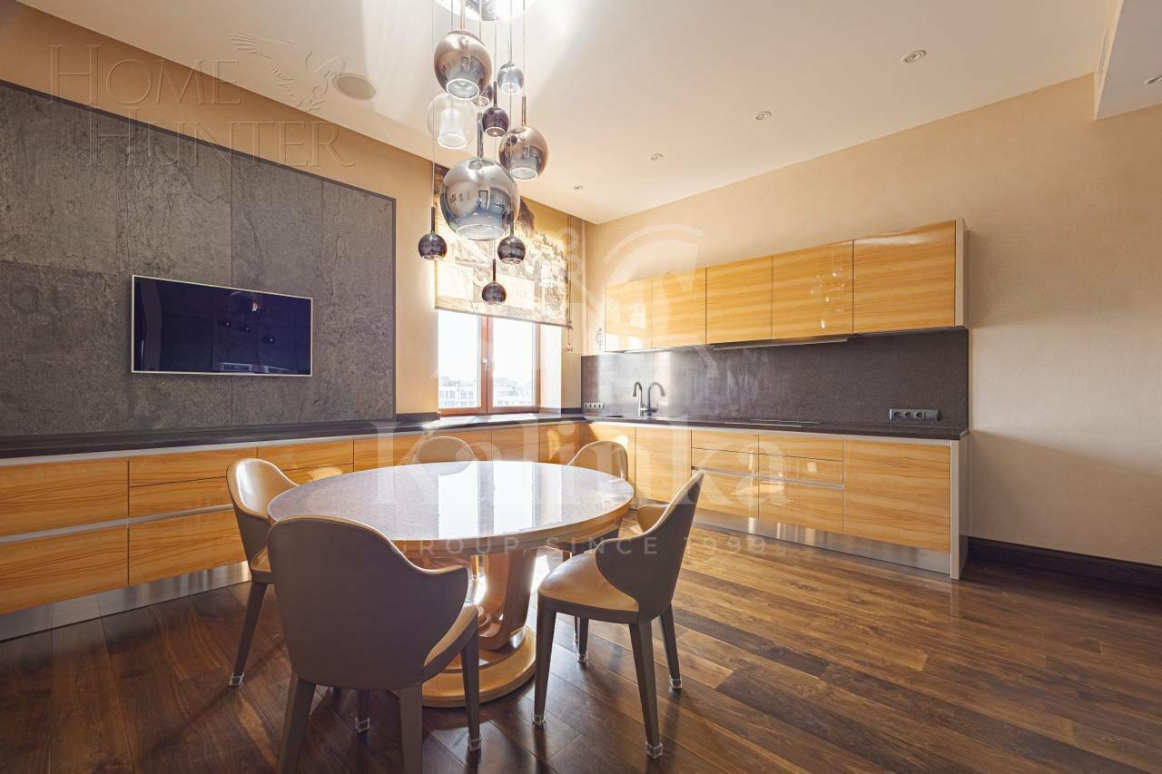 5-КОМН. КВАРТИРА С ОТДЕЛКОЙ 221 М² НА 8 ЭТАЖЕ