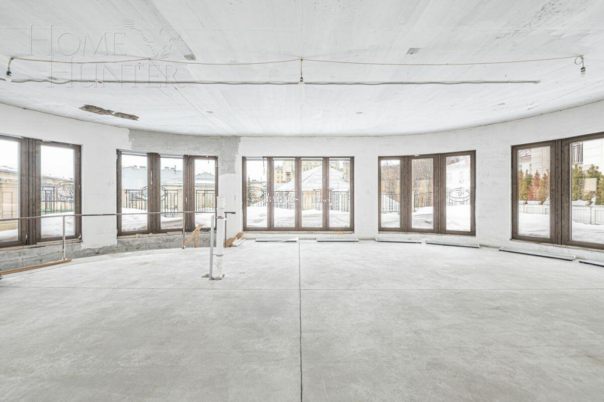 3-УРОВНЕВЫЕ АПАРТАМЕНТЫ БЕЗ ОТДЕЛКИ 664.7 М² НА 3 ЭТАЖЕ