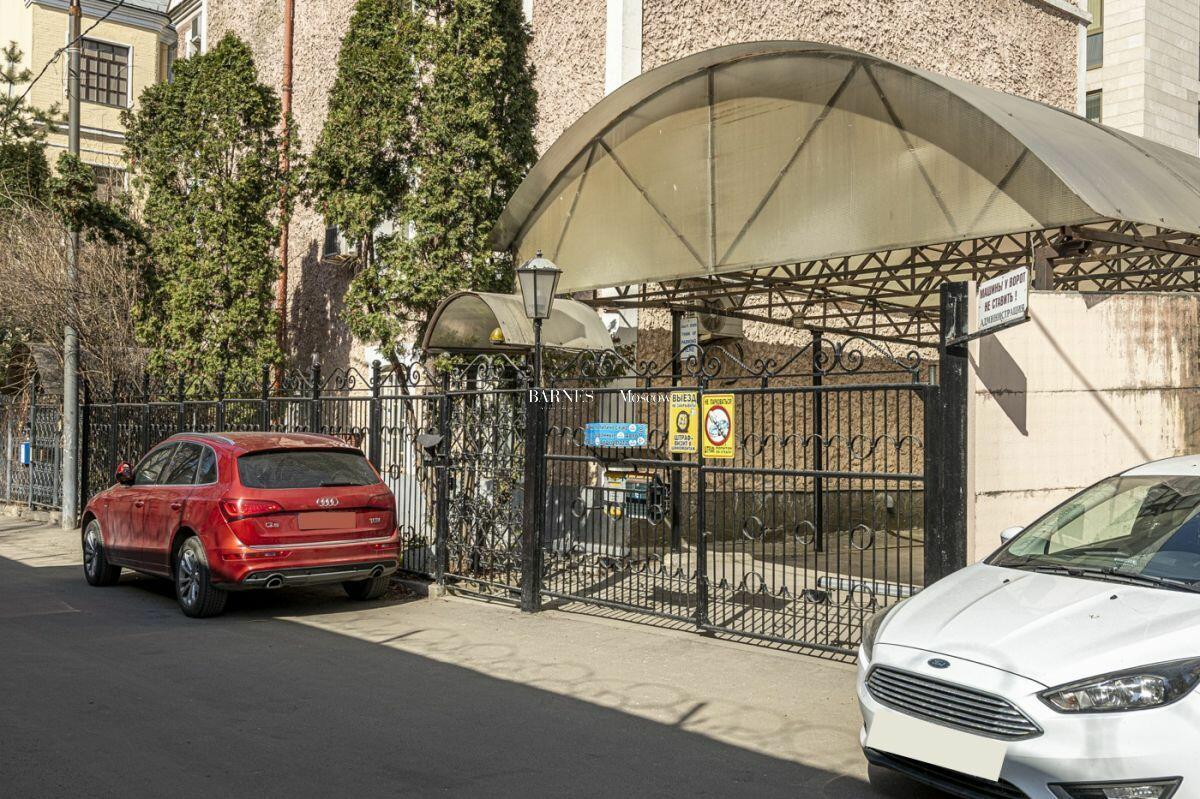 4-КОМН. КВАРТИРА С ОТДЕЛКОЙ 152 М² НА 4 ЭТАЖЕ