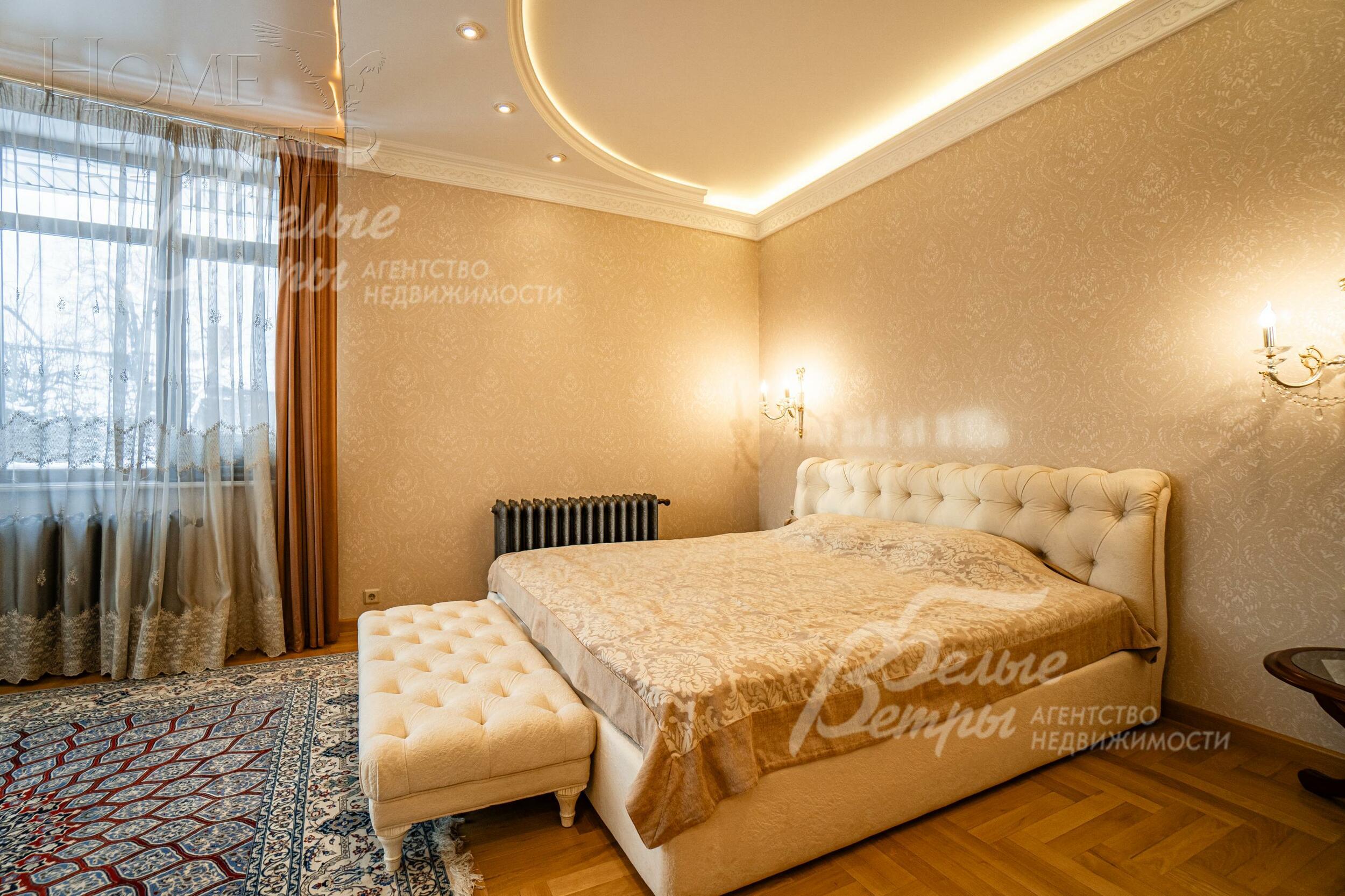 3-этажный коттедж 680 м² с отделкой