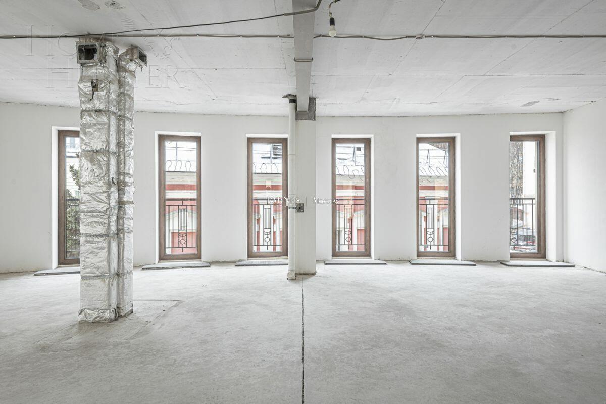 3-УРОВНЕВЫЕ АПАРТАМЕНТЫ БЕЗ ОТДЕЛКИ 664.7 М² НА 3 ЭТАЖЕ