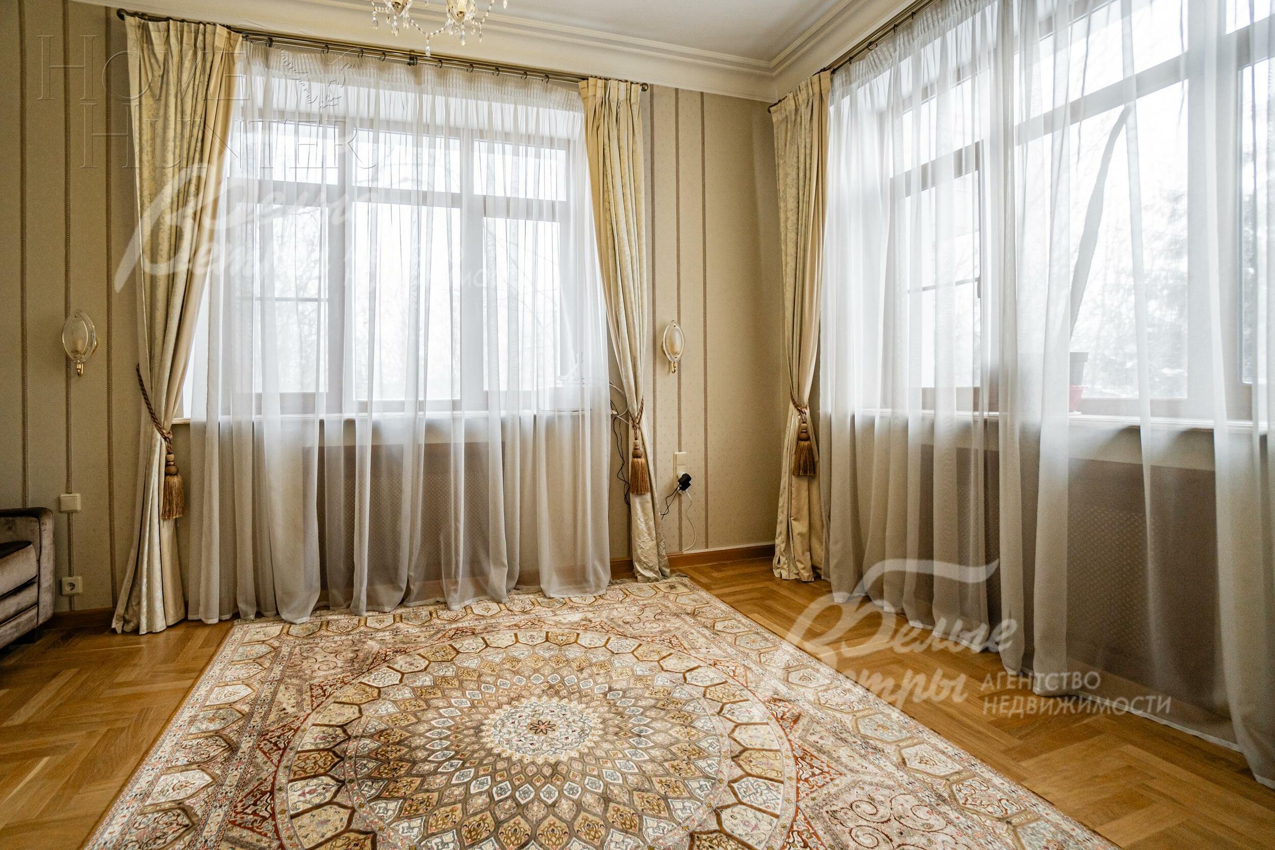 3-этажный коттедж 680 м² с отделкой