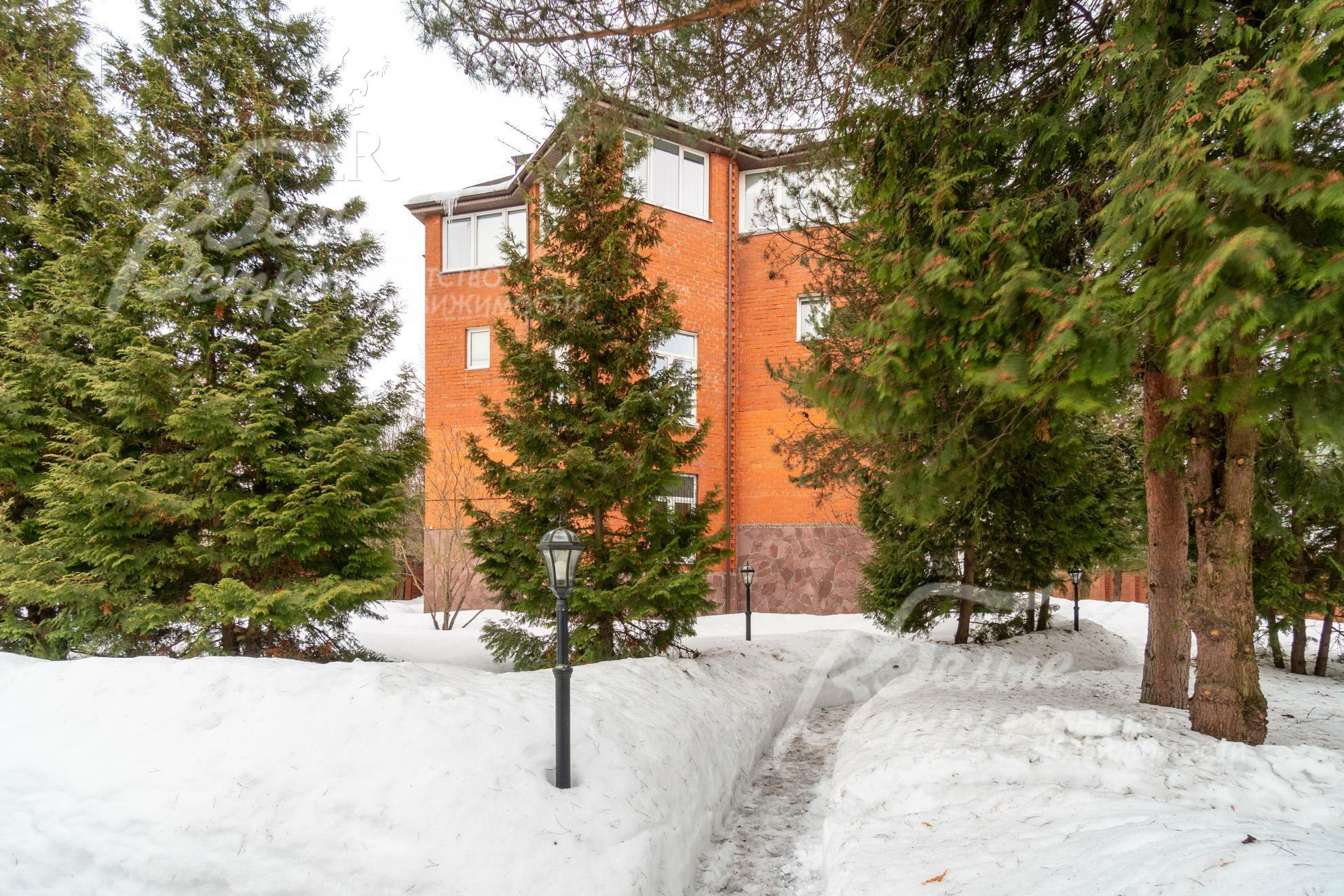 2-этажный коттедж 512 м² с отделкой