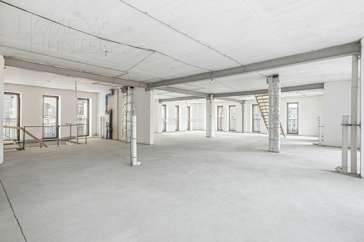 3-УРОВНЕВЫЕ АПАРТАМЕНТЫ БЕЗ ОТДЕЛКИ 664.7 М² НА 3 ЭТАЖЕ