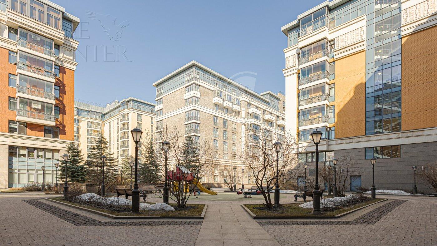 5-КОМН. КВАРТИРА С ОТДЕЛКОЙ 221 М² НА 8 ЭТАЖЕ
