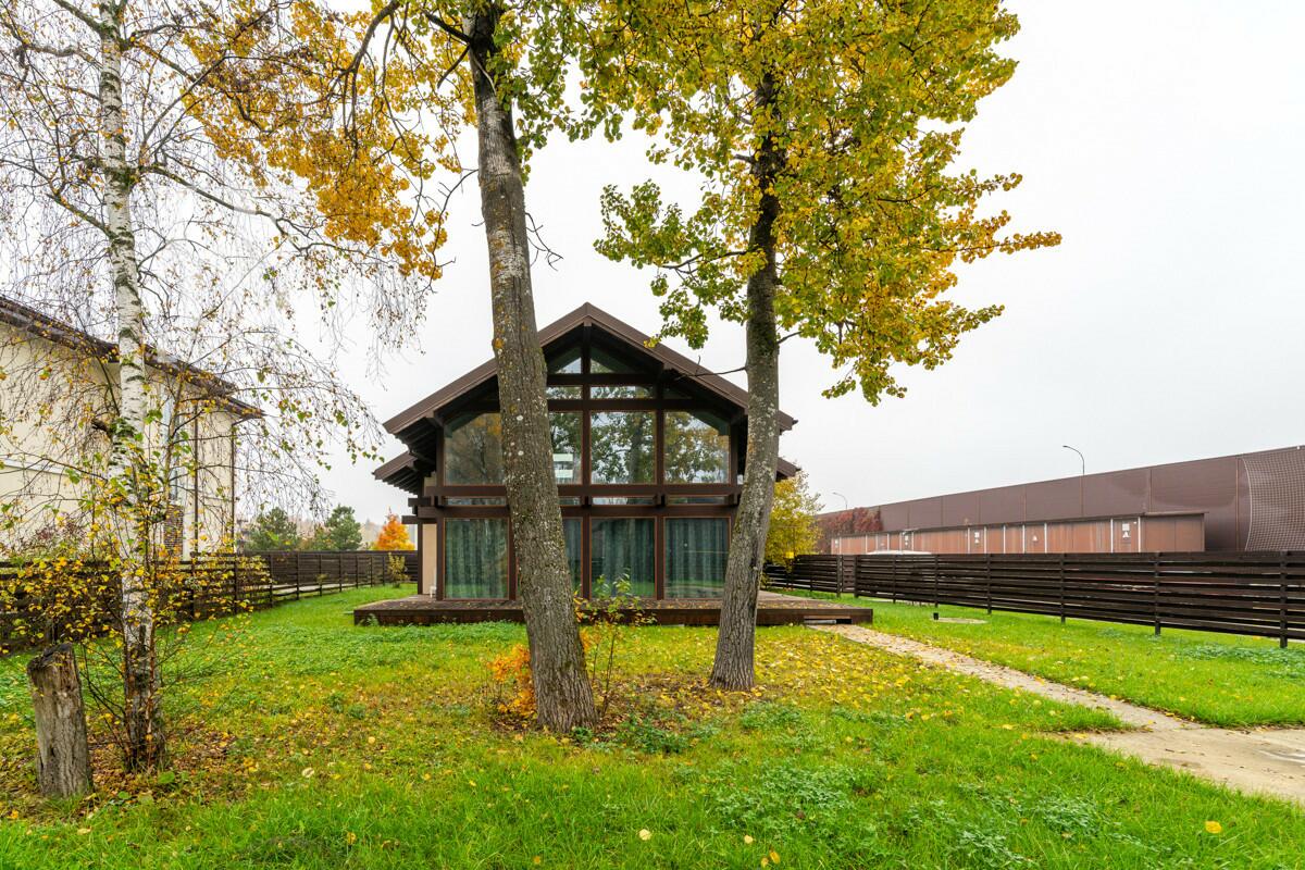 2-этажный коттедж 200 м² с отделкой