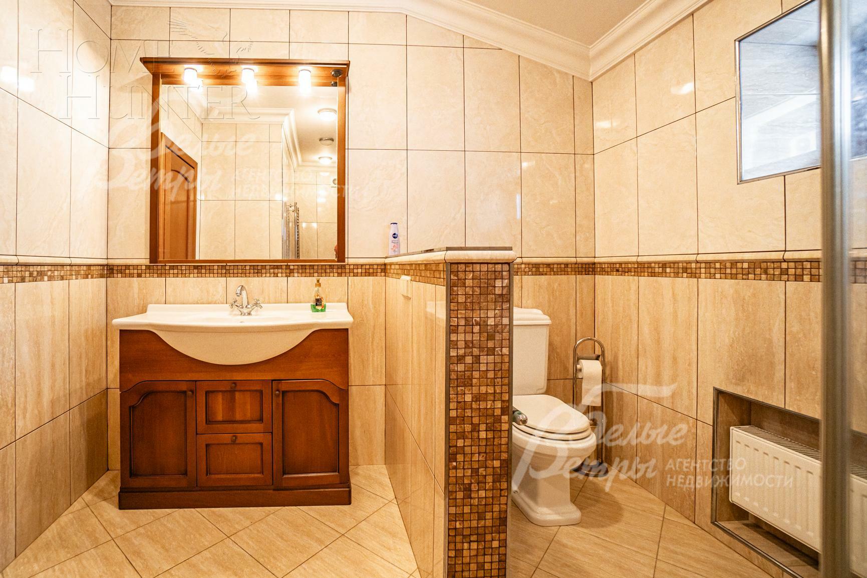 3-этажный коттедж 680 м² с отделкой