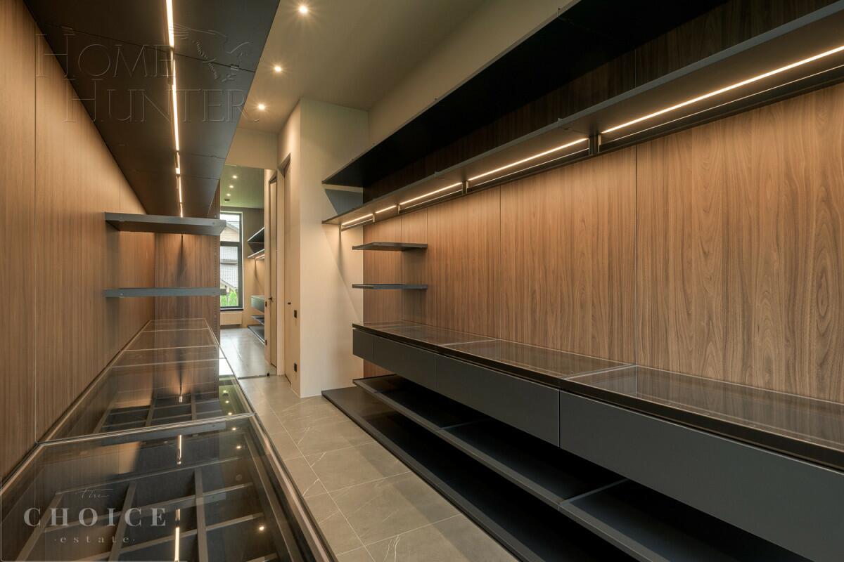 2-этажный коттедж 622 м² с отделкой