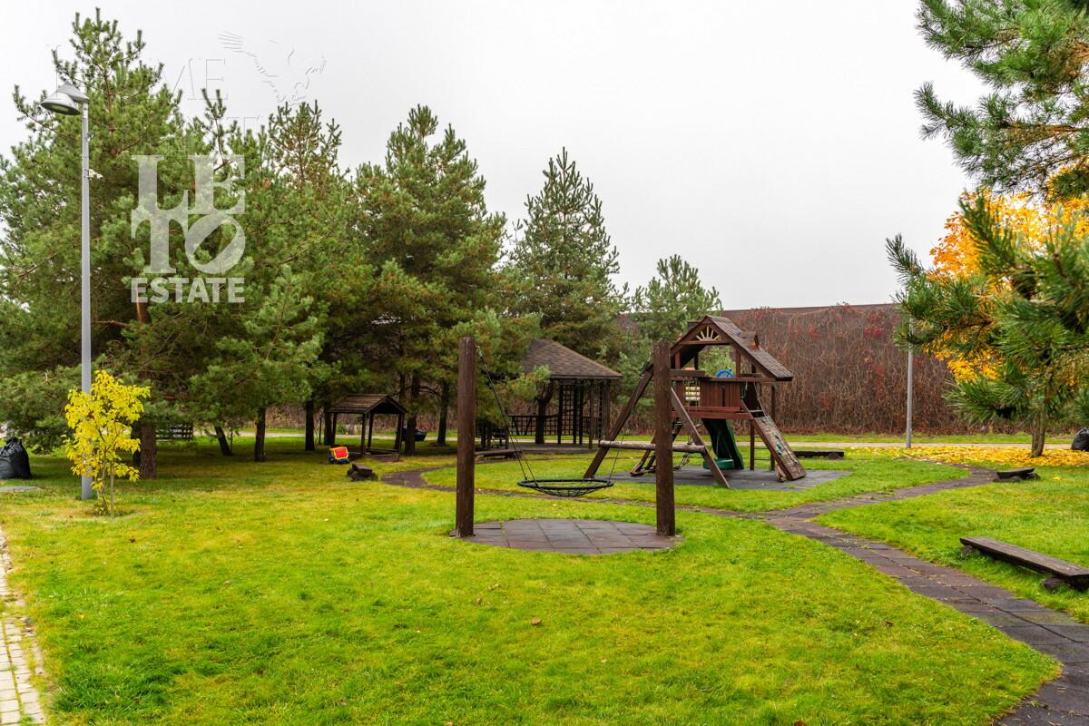 2-этажный коттедж 200 м² с отделкой