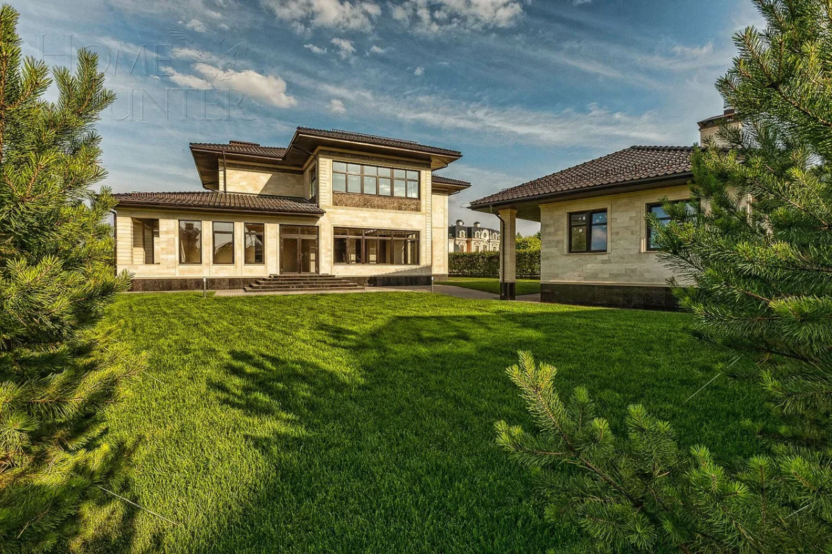 2-этажный коттедж 650 м² с отделкой