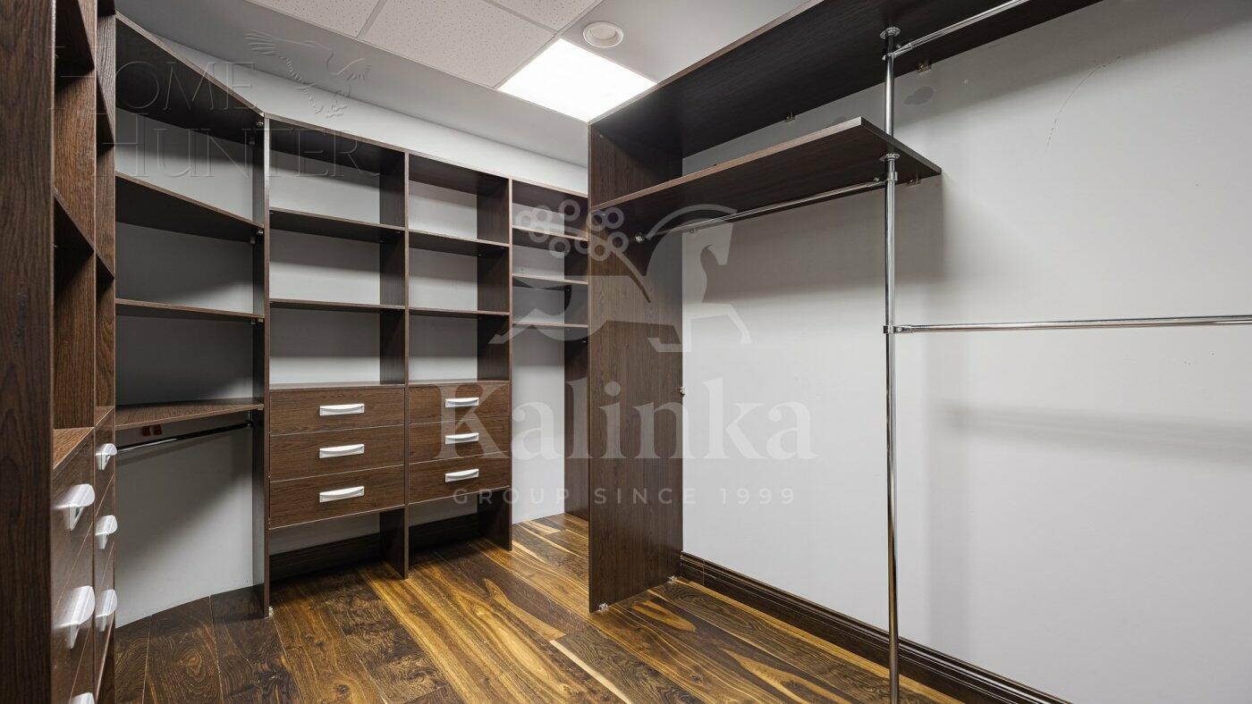 5-КОМН. КВАРТИРА С ОТДЕЛКОЙ 221 М² НА 8 ЭТАЖЕ