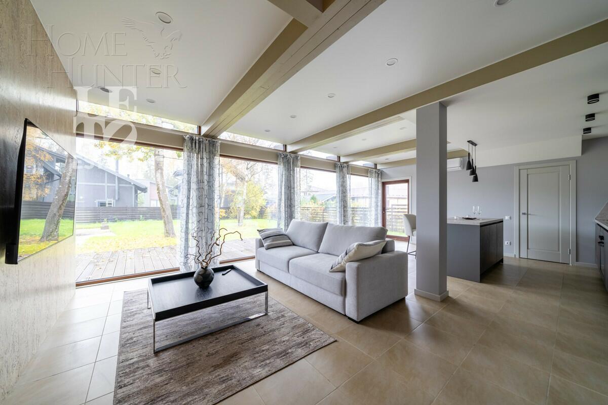 2-этажный коттедж 200 м² с отделкой