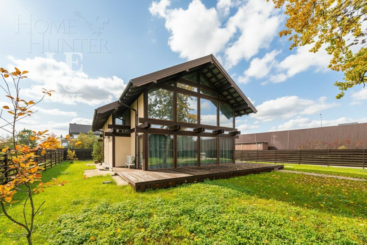 2-этажный коттедж 200 м² с отделкой