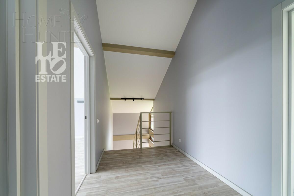 2-этажный коттедж 200 м² с отделкой