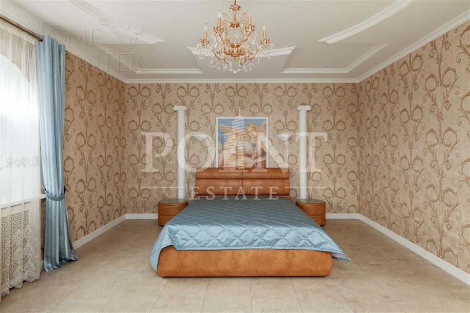 2-этажный коттедж 400 м² с отделкой