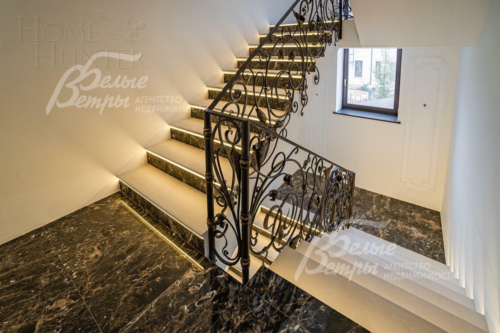 2-этажный коттедж 550 м² с отделкой