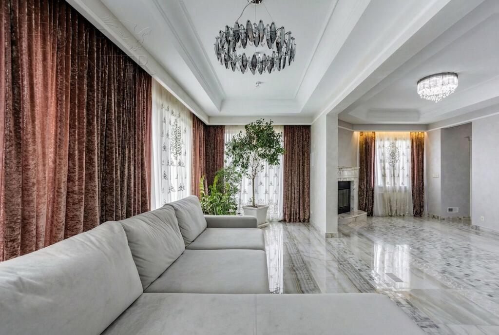 2-этажный коттедж 280 м² с отделкой