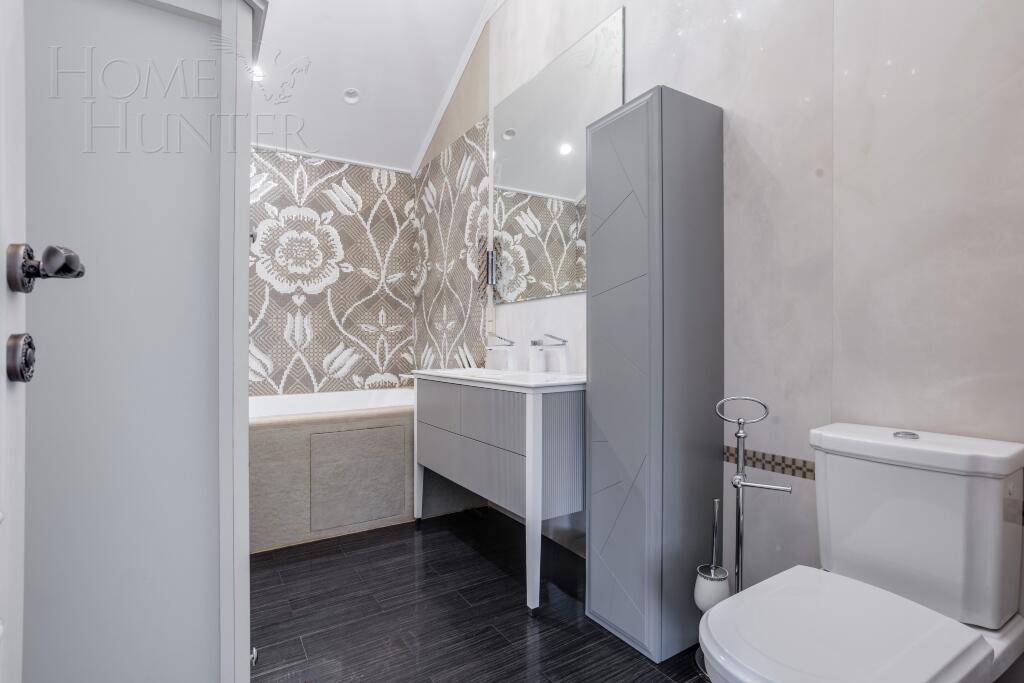 2-этажный коттедж 280 м² с отделкой