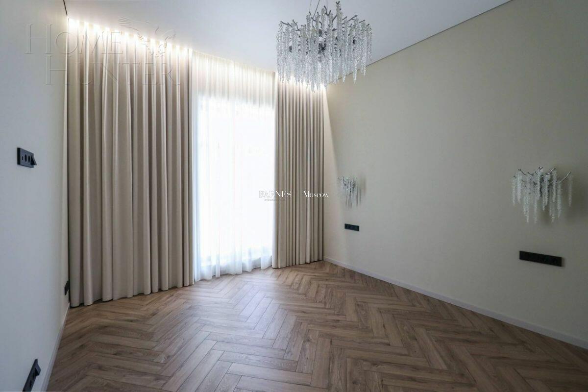 2-этажный коттедж 302 м² с отделкой