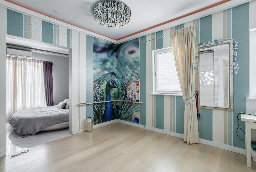 2-этажный коттедж 280 м² с отделкой