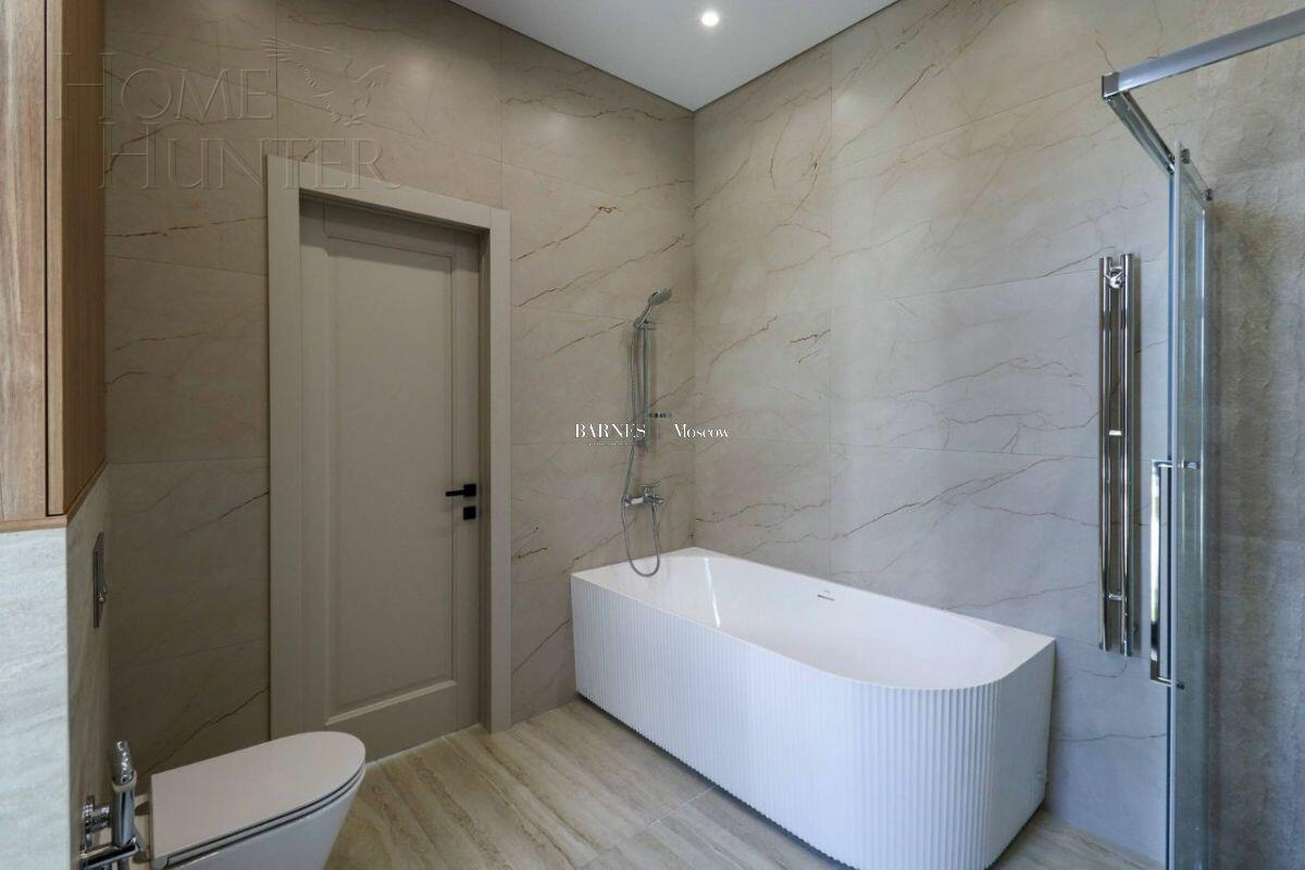 2-этажный коттедж 302 м² с отделкой