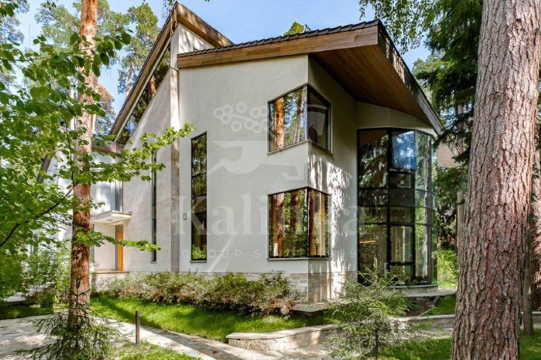 2-этажный коттедж 891 м² с отделкой