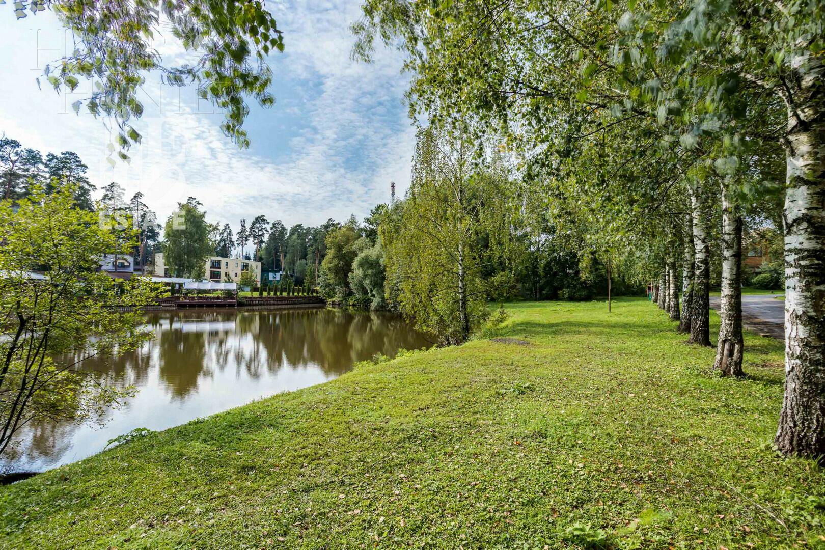 2-этажный коттедж 616 м² без отделки