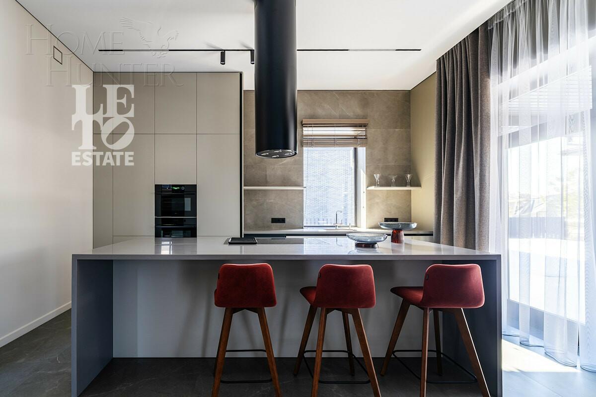 2-этажный коттедж 324 м² с отделкой
