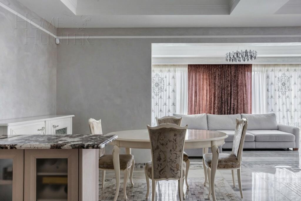 2-этажный коттедж 280 м² с отделкой