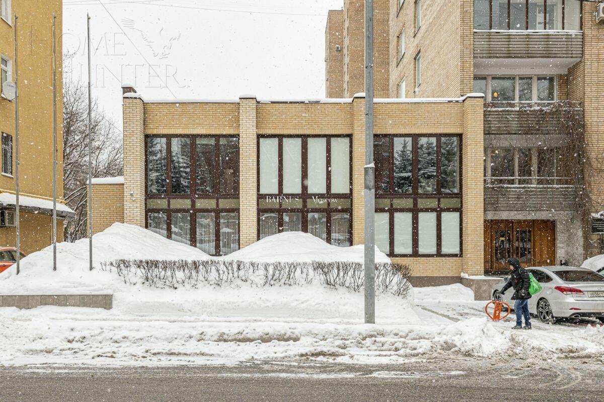 2-УРОВНЕВЫЙ ТАУНХАУС С ОТДЕЛКОЙ 360 М² НА 1 ЭТАЖЕ