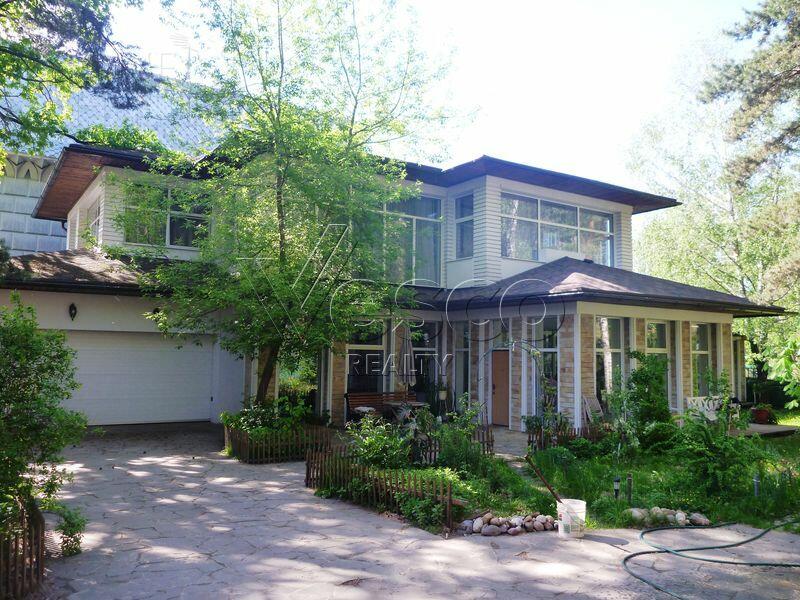 2-этажный коттедж 500 м² с отделкой