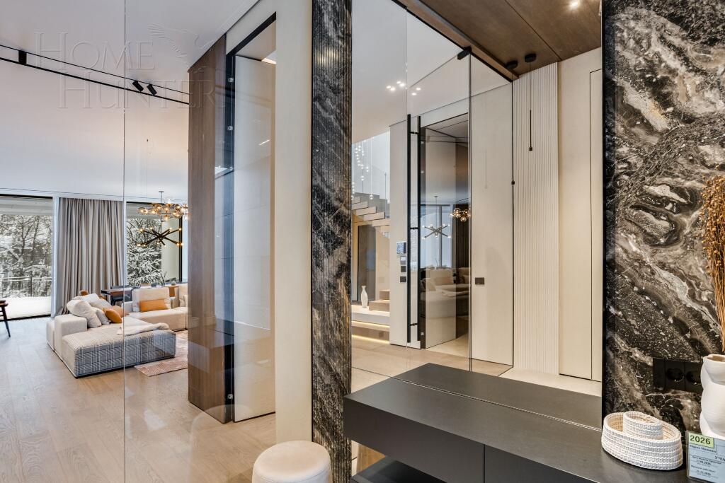 2-этажный коттедж 760 м² с отделкой