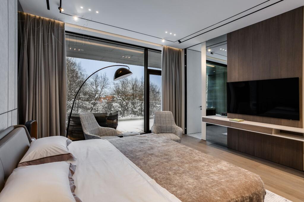 2-этажный коттедж 760 м² с отделкой