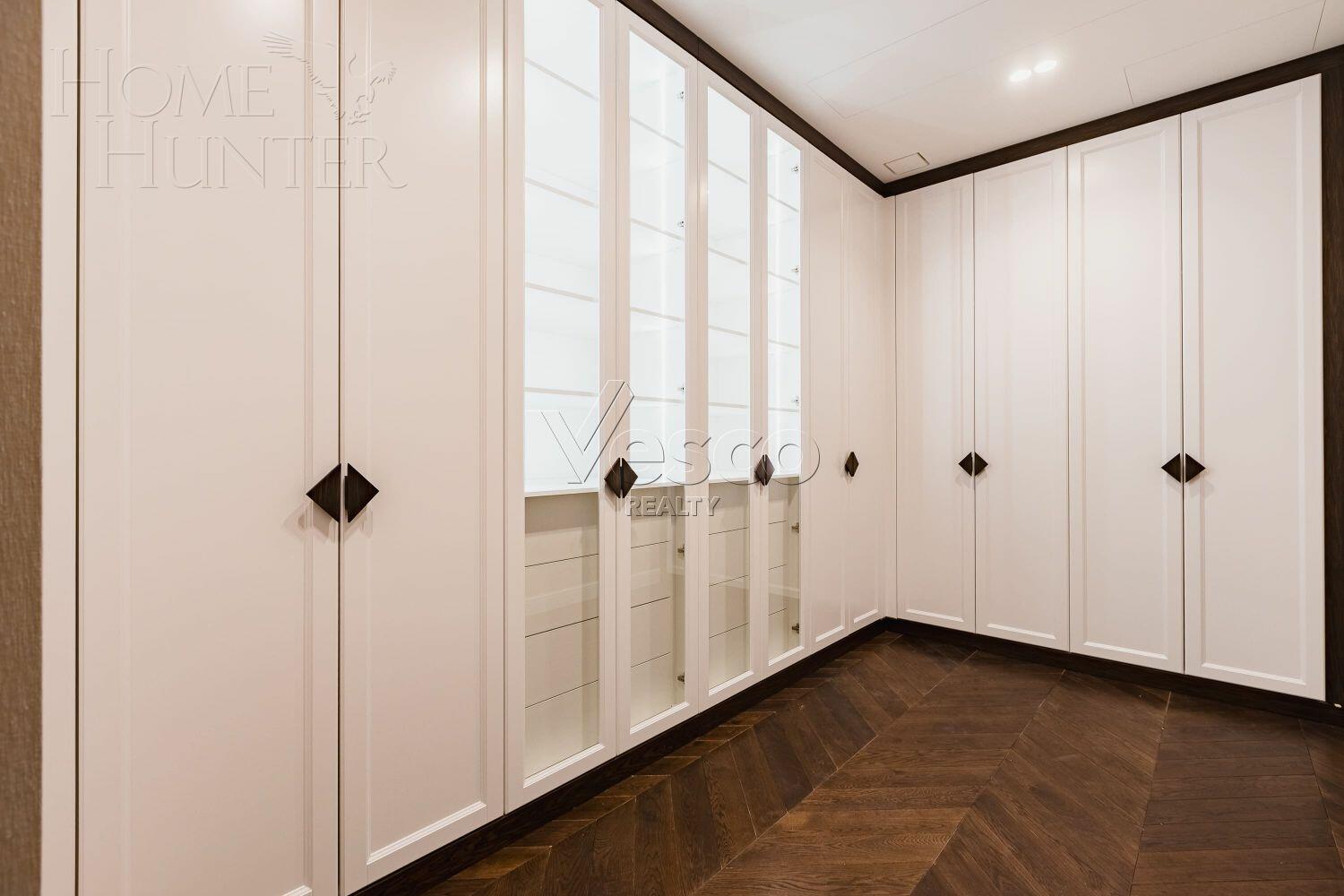 2-этажный коттедж 590 м² с отделкой