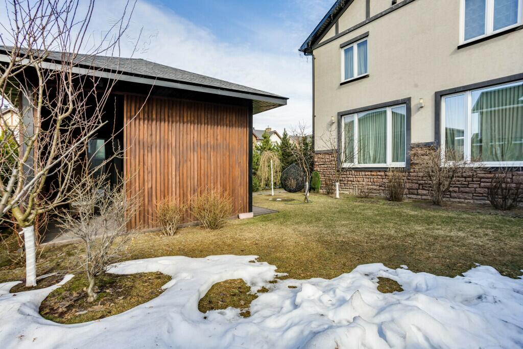 2-этажный коттедж 280 м² с отделкой