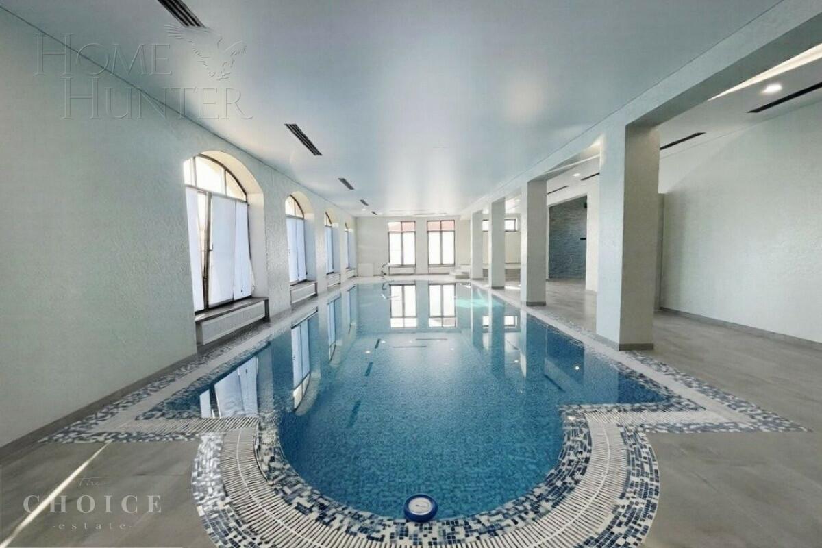 2-этажный коттедж 1 300 м² без отделки