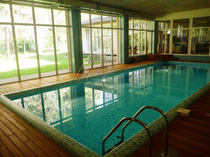 2-этажный коттедж 500 м² с отделкой