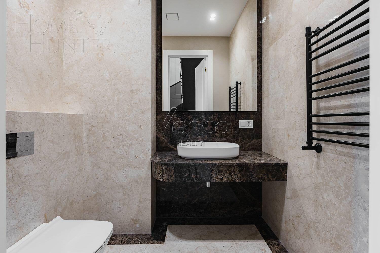 2-этажный коттедж 590 м² с отделкой