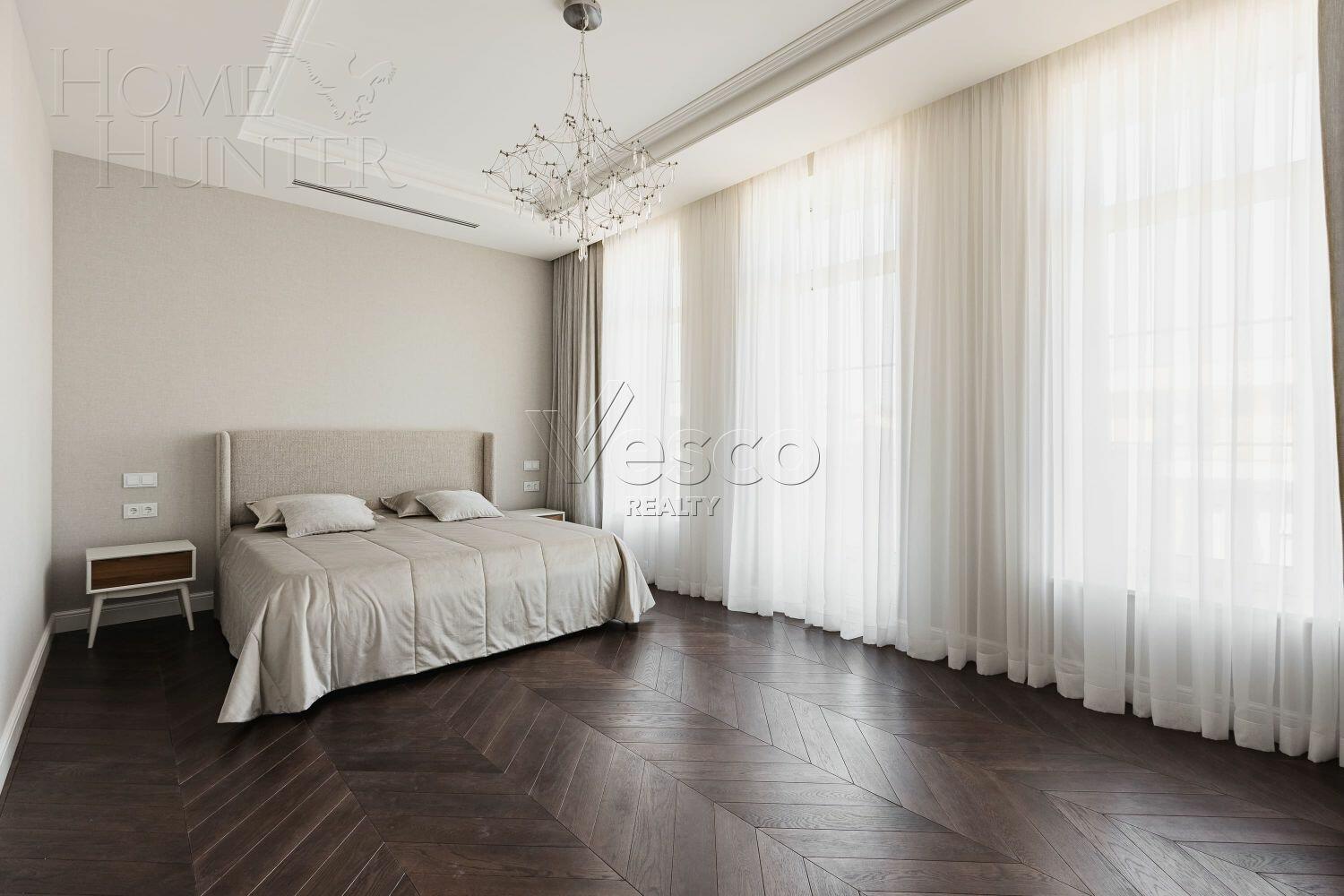 2-этажный коттедж 590 м² с отделкой
