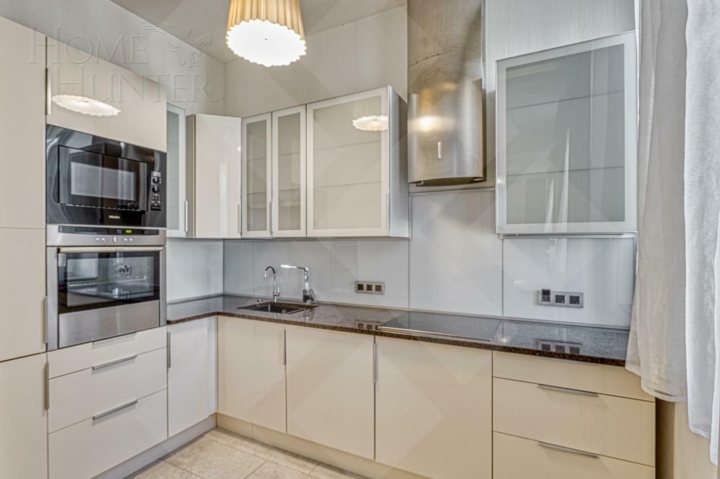 2-УРОВНЕВАЯ КВАРТИРА С ОТДЕЛКОЙ 185 М² НА 3 ЭТАЖЕ