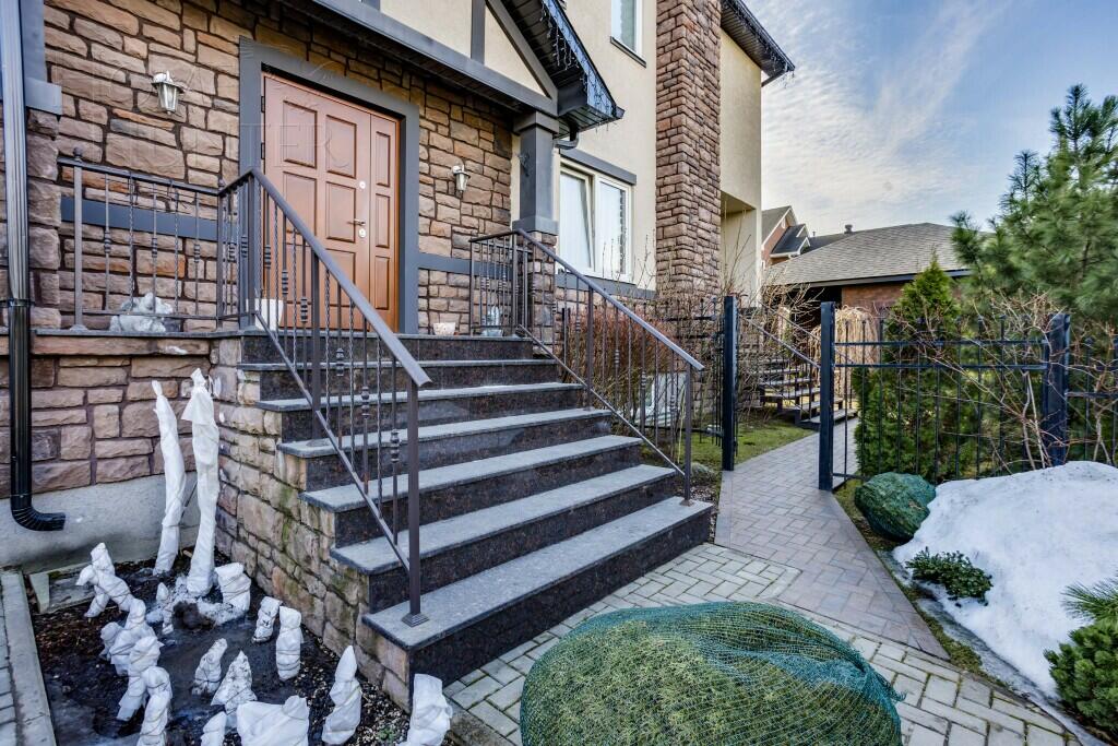 2-этажный коттедж 280 м² с отделкой