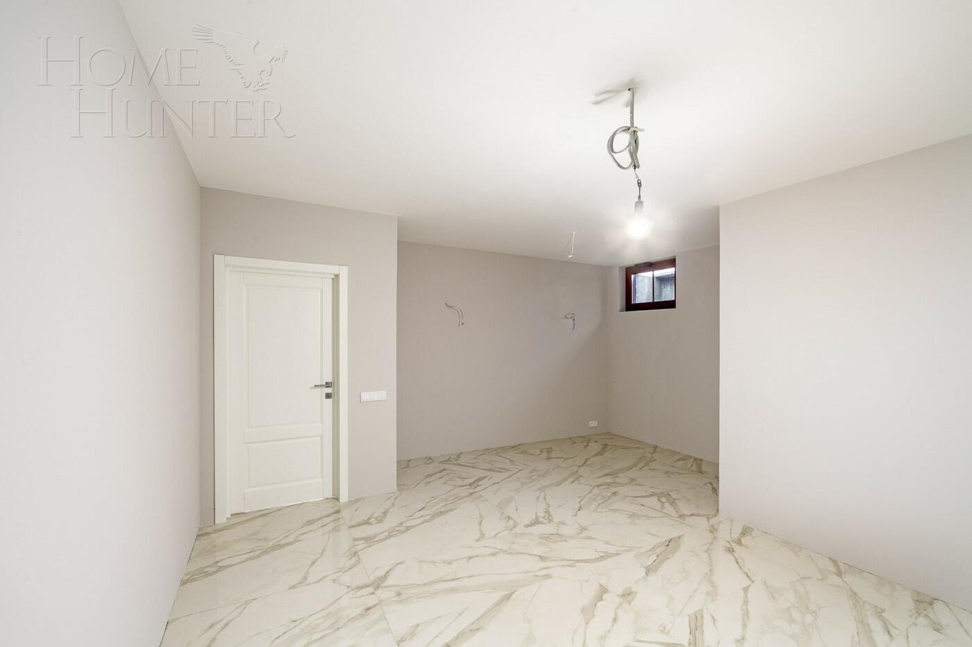 2-этажный коттедж 370 м² с отделкой